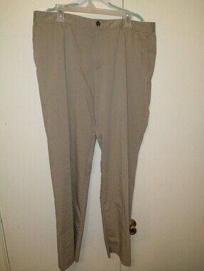 Adidas Golf Straight Leg Chino Pants Men's sz 38x33. Tag size is 38x34,